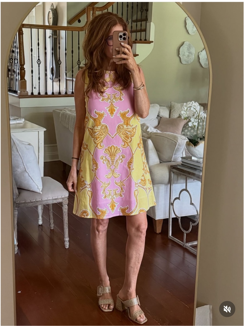 Beyond By Vera Frankie Dress Sirens Blush Large NWT Pink Yellow Shift Midi Mini - Picture 3 of 15
